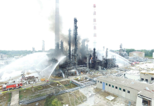 Eksplozja i pożar w rafinerii w Niemczech